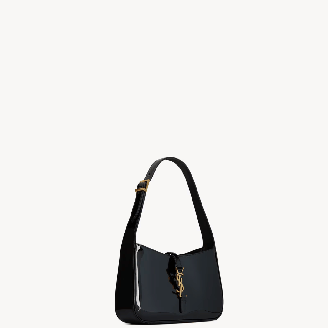 Le 5 À 7 Hobo Bag en Cuir Verni - Noir