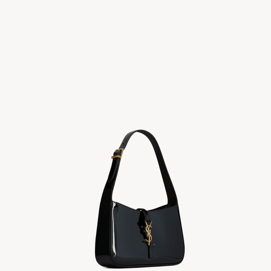 Le 5 À 7 Hobo Bag en Cuir Verni - Noir