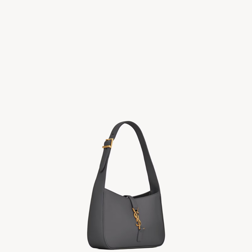 YSL - Le 5 À 7 Hobo Bag en Cuir Lisse - Storm